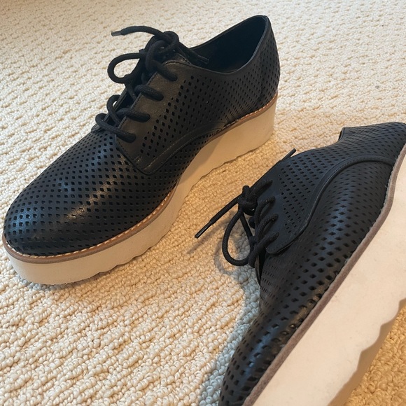 NW Vince Camuto Oxford Loafers - Picture 4 of 8